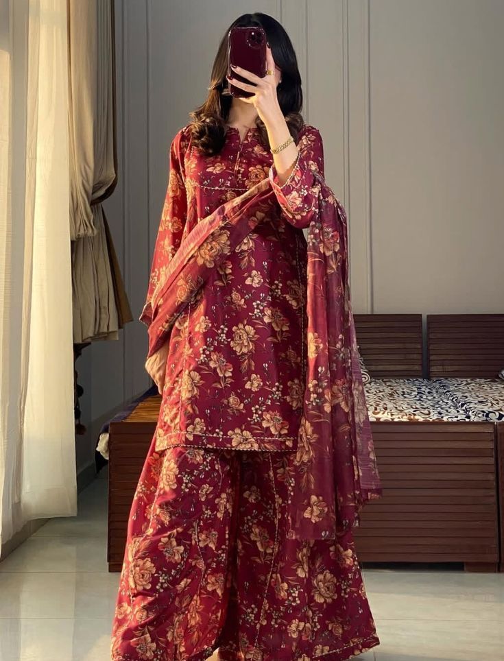 Women's stitched