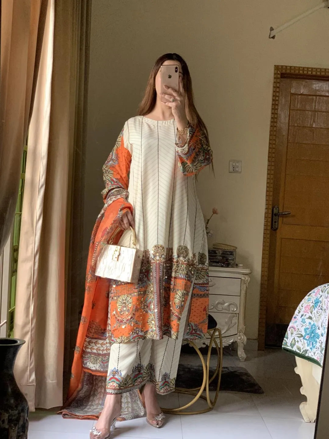3 Pcs Women's Stitched Arabic Lawn Printed Suit